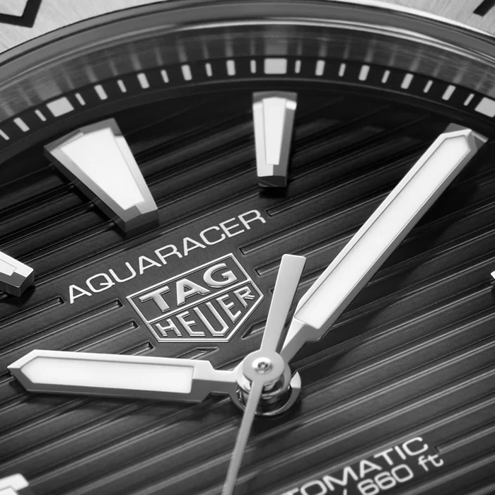 TAG HEUER AQUARACER PROFESSIONAL 200 DATE - Image 2